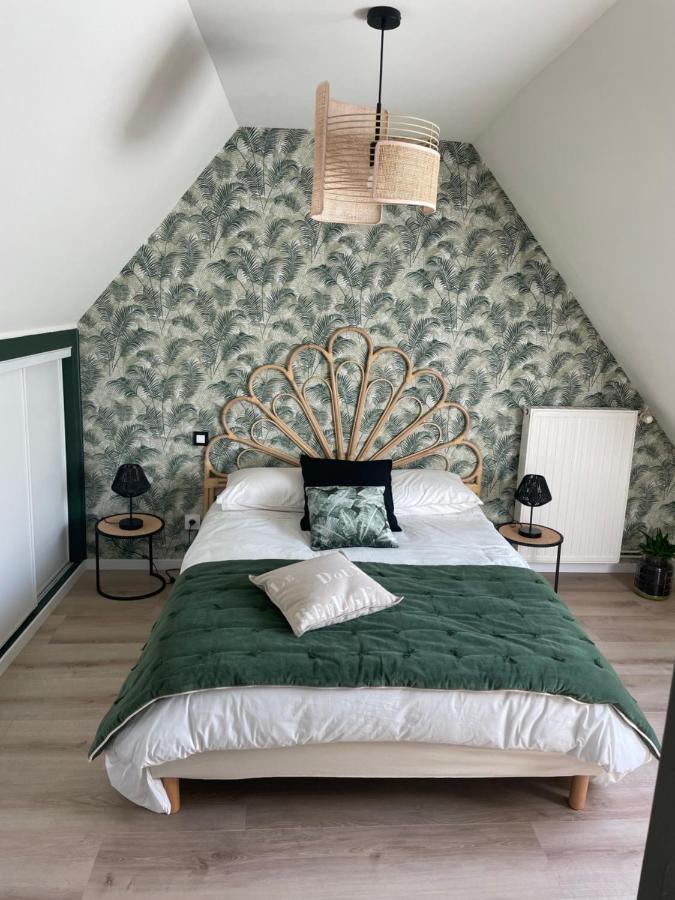 Bed and Breakfast Le Doux Refuge à Esquay-sur-Seulles Extérieur photo